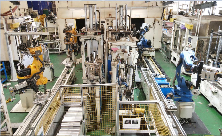 消音室激光焊接自動組立線.jpg 消音室激光焊接自動組立線.jpg